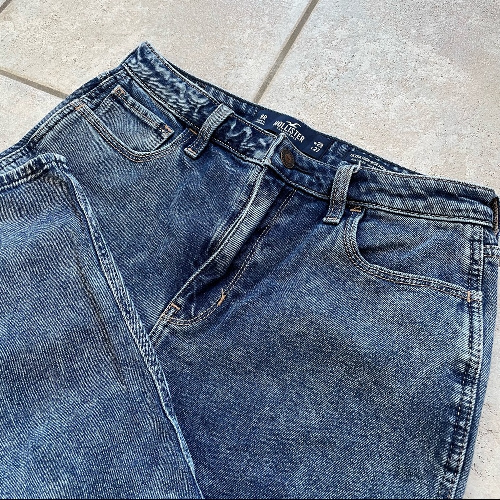 Hollister - Marble Wash Ultra High Rise Mom Jeans - Size 9R - 29Wx27L